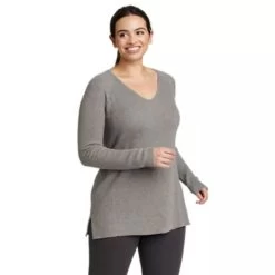 Eddie Bauer Women's Tellus V-Neck Sweater -Boutique Fashion Clothing Store https3A2F2Feddiebauer.scene7 .com2Fis2Fimage2FEddieBauer2FD0100972 158C1 640x