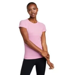Eddie Bauer Women's Resolution Seamless Short-Sleeve Crew T-Shirt -Boutique Fashion Clothing Store https3A2F2Feddiebauer.scene7 .com2Fis2Fimage2FEddieBauer2FD0313808 041C1 640x