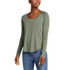 Eddie Bauer Women's Stine's Long-Sleeve Raglan Scoop Neck T-Shirt -Boutique Fashion Clothing Store https3A2F2Feddiebauer.scene7 .com2Fis2Fimage2FEddieBauer2FD0592225 481C1 640x